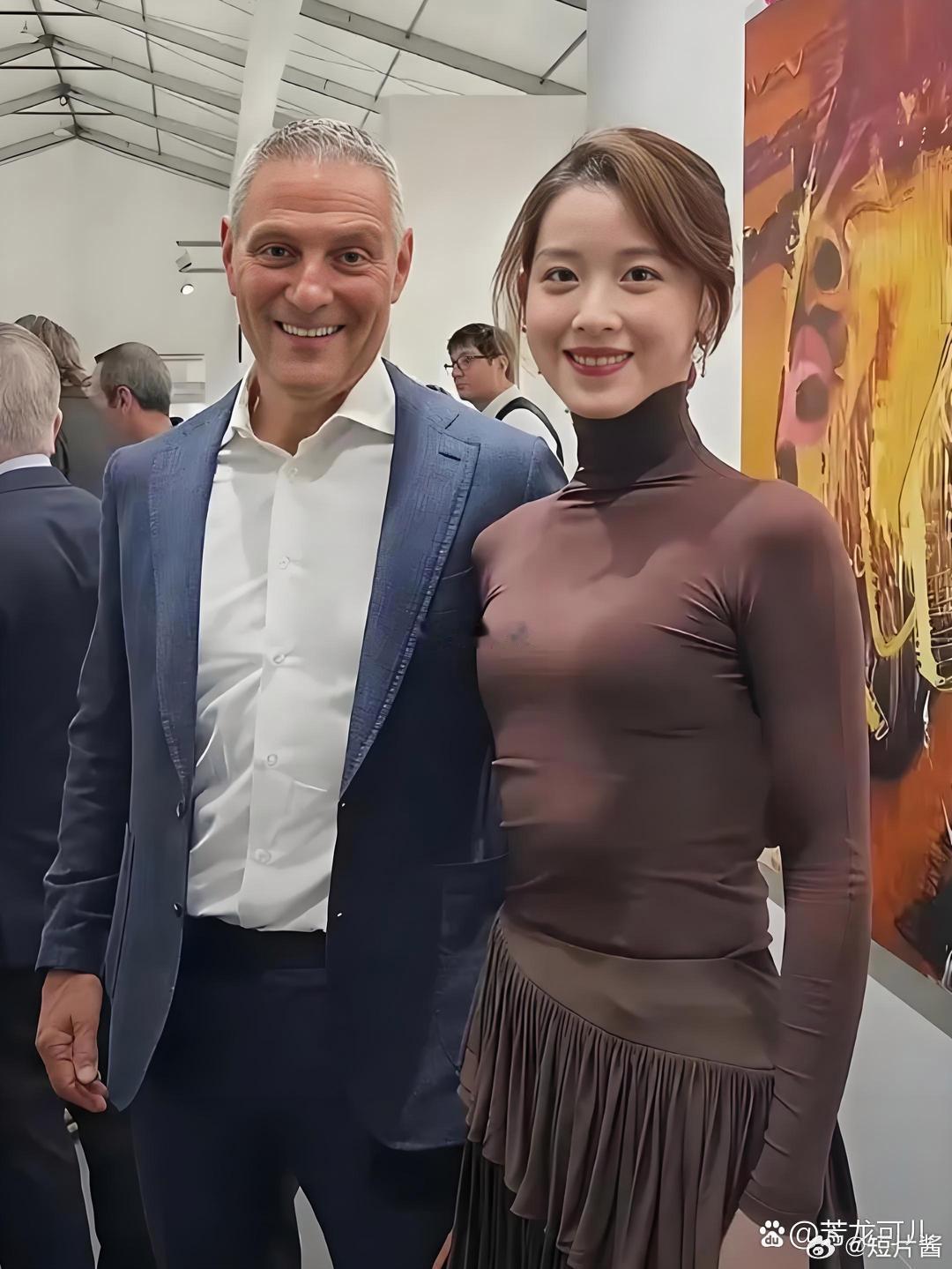 章泽天的面相也变了。