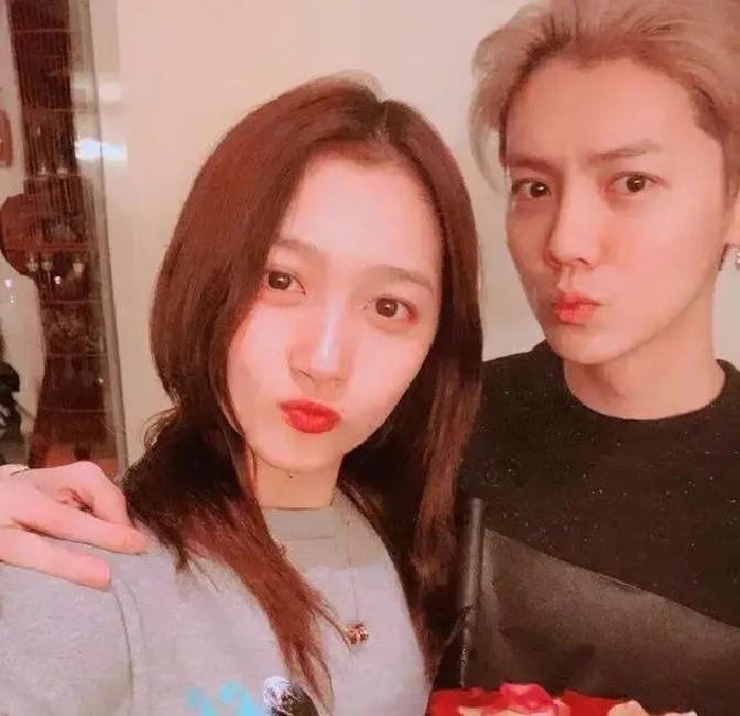 顶流女星深夜被锤恋情关晓彤这次真冤。狗仔一句“她甩鹿晗追王安宇”，全网追着