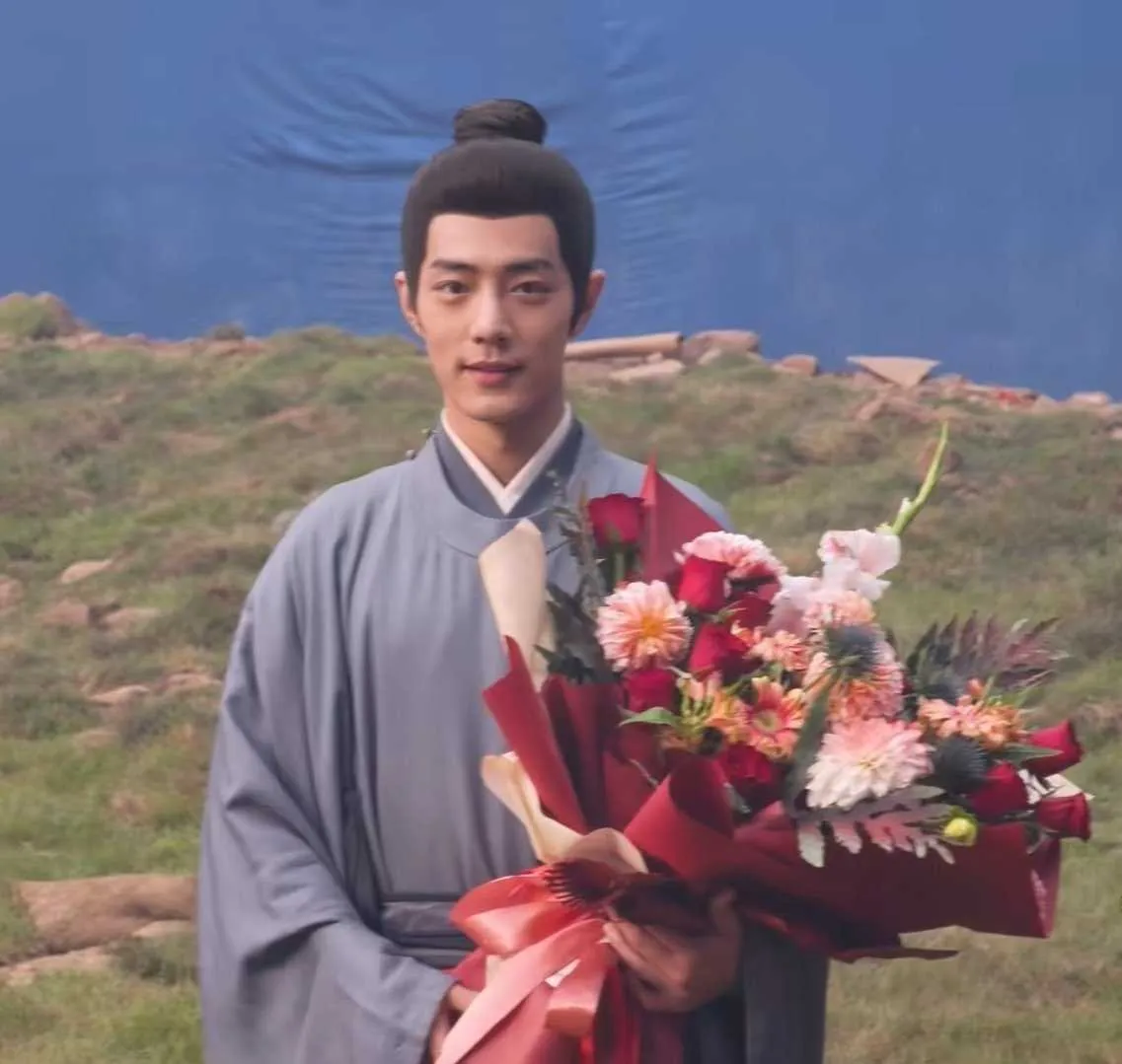 一些杀青福利！镜头里的郑晓龙导演，严肃模样自带威压感