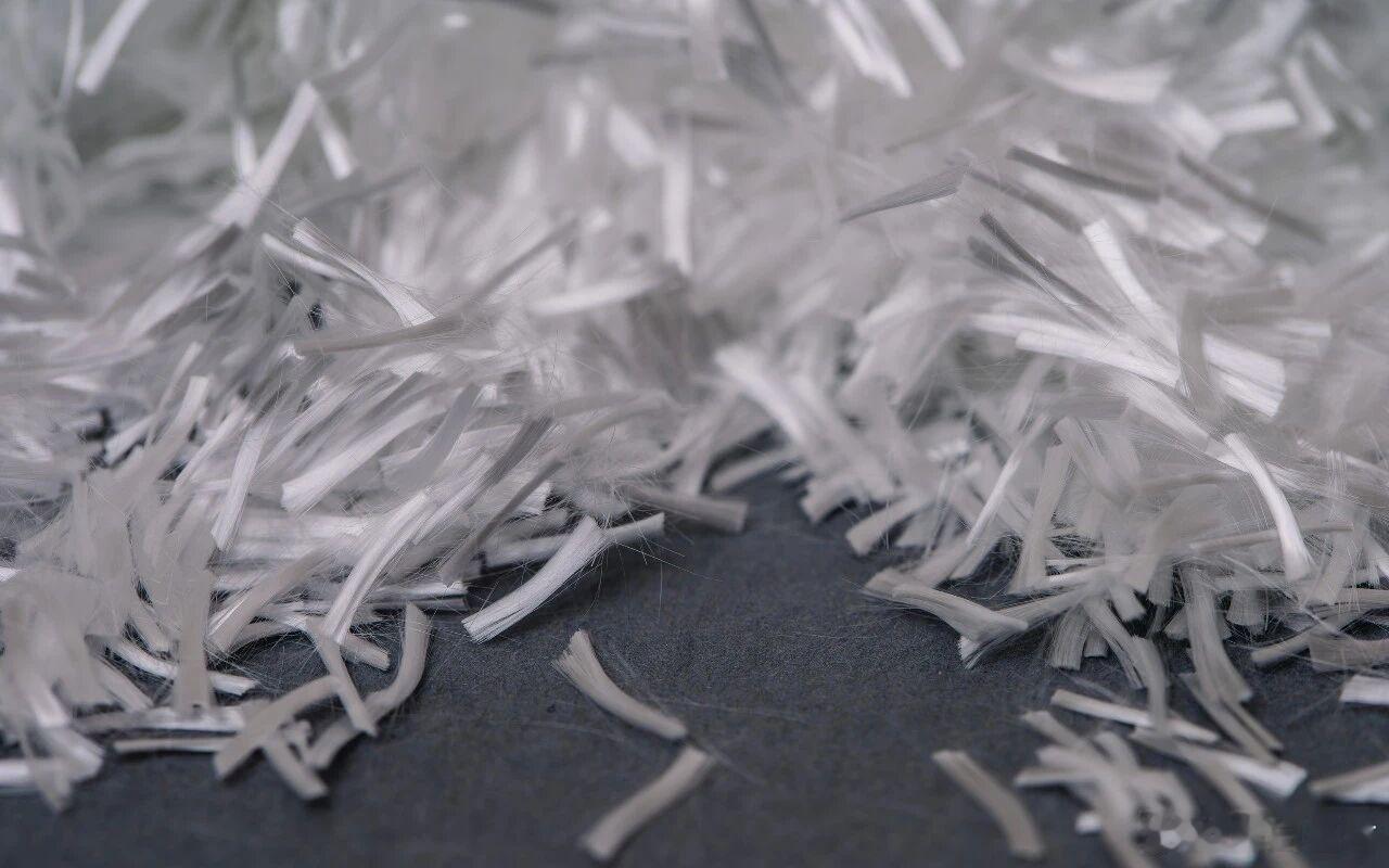 涨停潮！又一AI关键材料被全球巨头疯抢2月21日，玻璃纤维制造商将掀起新一轮涨价