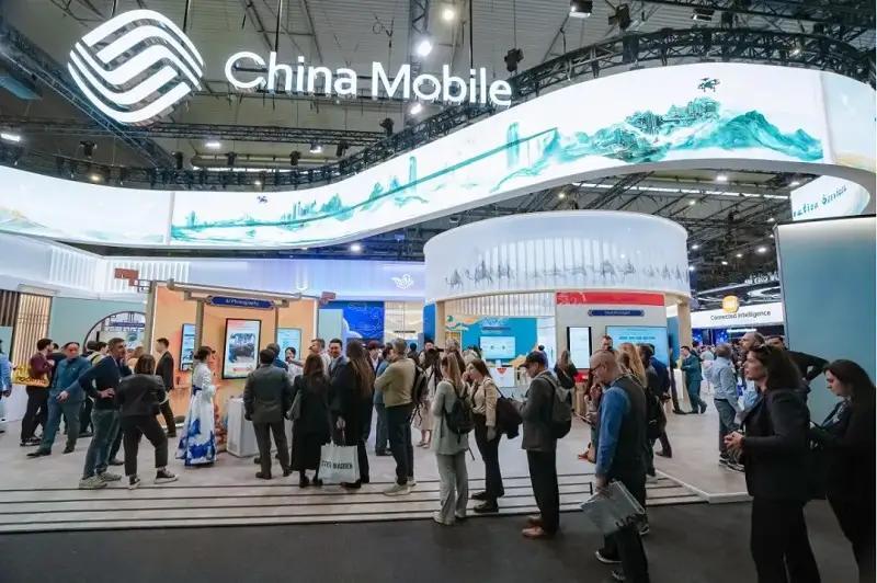 前阵子小区楼道里装了个新摄像头，物业说这是移动云的"高空抛物监测"…刚开始觉得