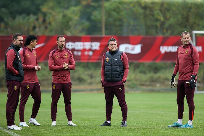 北青: 申花海港即将迎争冠战, 踢乌兹U22国足或为此调整阵容