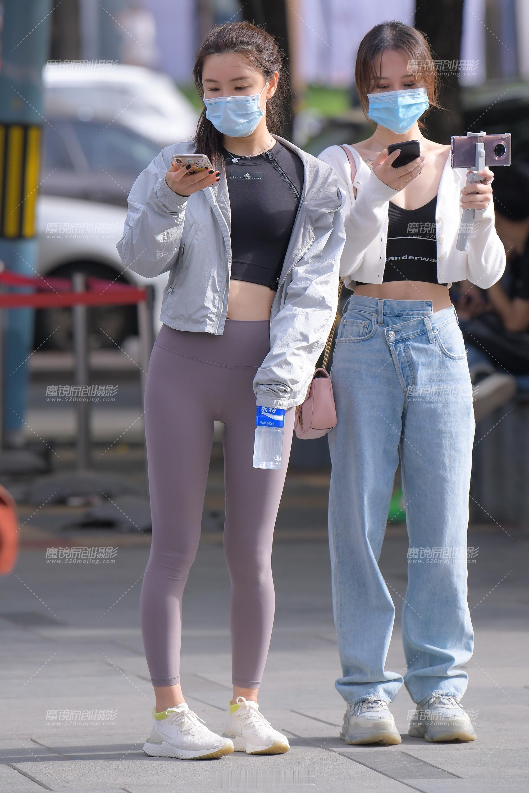 拉伸对直腿细腿的杀伤力瑜伽里面的拉伸动作就很多！