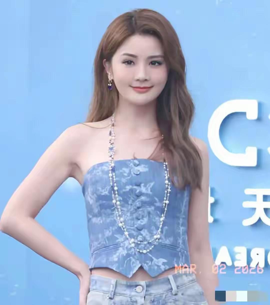 阿Sa蔡卓妍恋情时间线速览2006年，阿Sa与郑中基美国秘密结婚。201