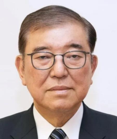 万万没想到，日本前首相一句话，就让日本政客彻底沉默了！他公然表示，如果日本敢对中