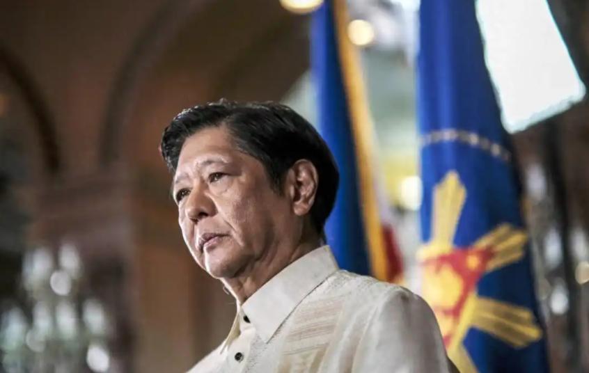 马科斯砸2000兵力台海军演，“现世报”来了：菲律宾140万人逃命。不是不报时候