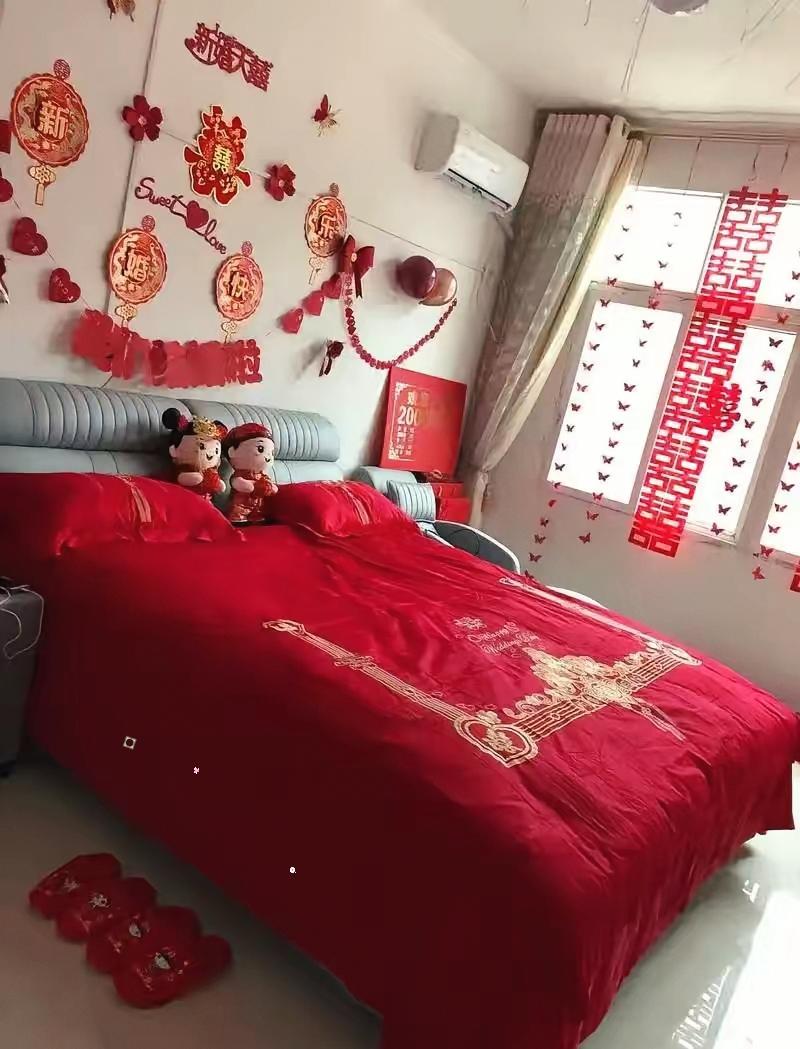 同事的儿子刚刚结婚一个月就离婚了。原因说出来都丢人，俩人是因为谁洗碗离的，