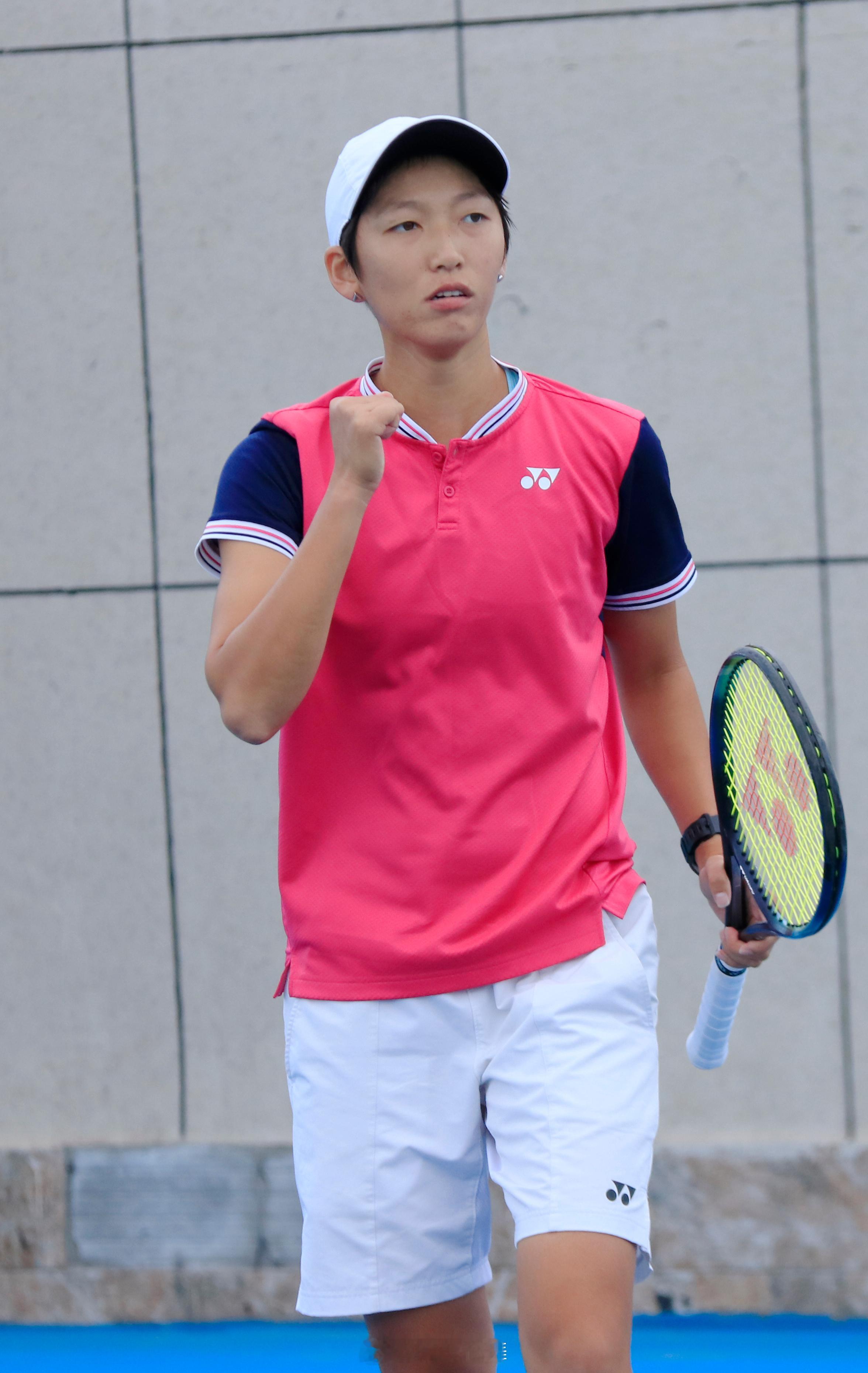 ITF高阳W35第二轮尤晓迪🇨🇳以6-1/6-2横扫朱玉麒🇺🇸晋级八强，