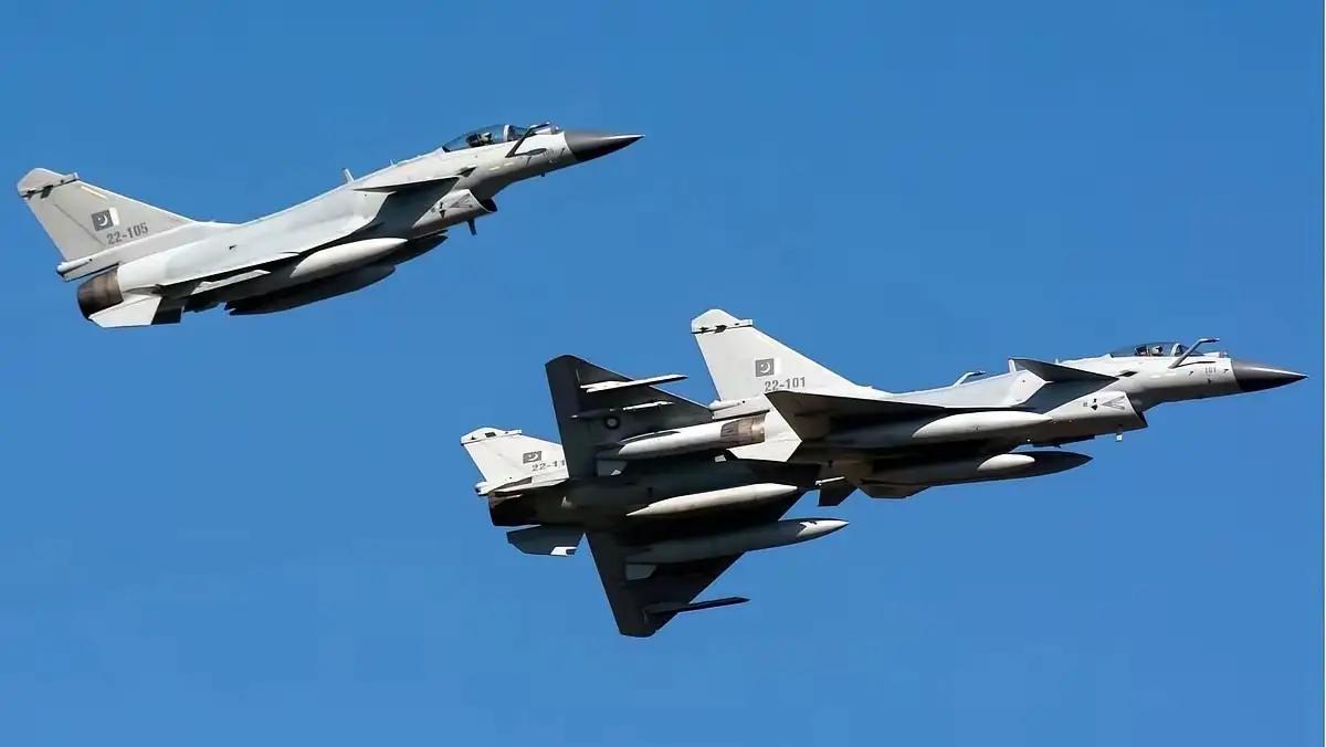 既然国家敢把歼35这样的先进装备能卖给巴基斯坦，就没有咱们可担心的地方！有网友