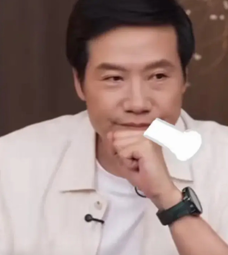 上位的人，没有脾气好的之前，很多人说雷军平易近人，这回，在直播的时候一挂脸，下