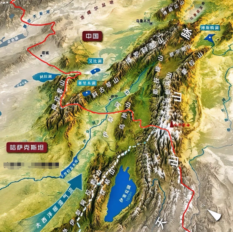 我国西北地区地理条件最好的地方应该就是伊犁河谷了。伊犁河谷总面积超过12万平方公