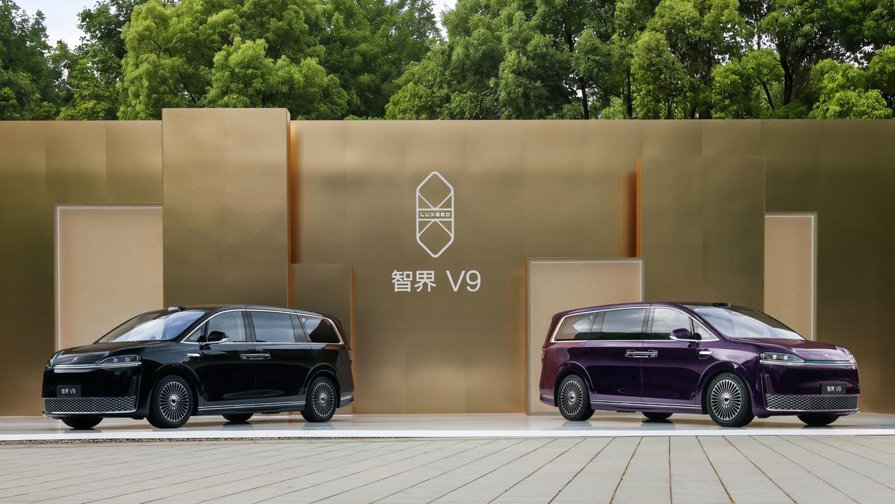 谁都没料到，一款6月初才开启交付的全新MPV车型，仅用两个月时间就冲到了全国销量