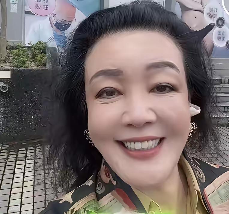 马筱梅真是高情商汪家女主人汪小菲直播一句我确实配不上马筱梅，瞬间把这位新晋汪家