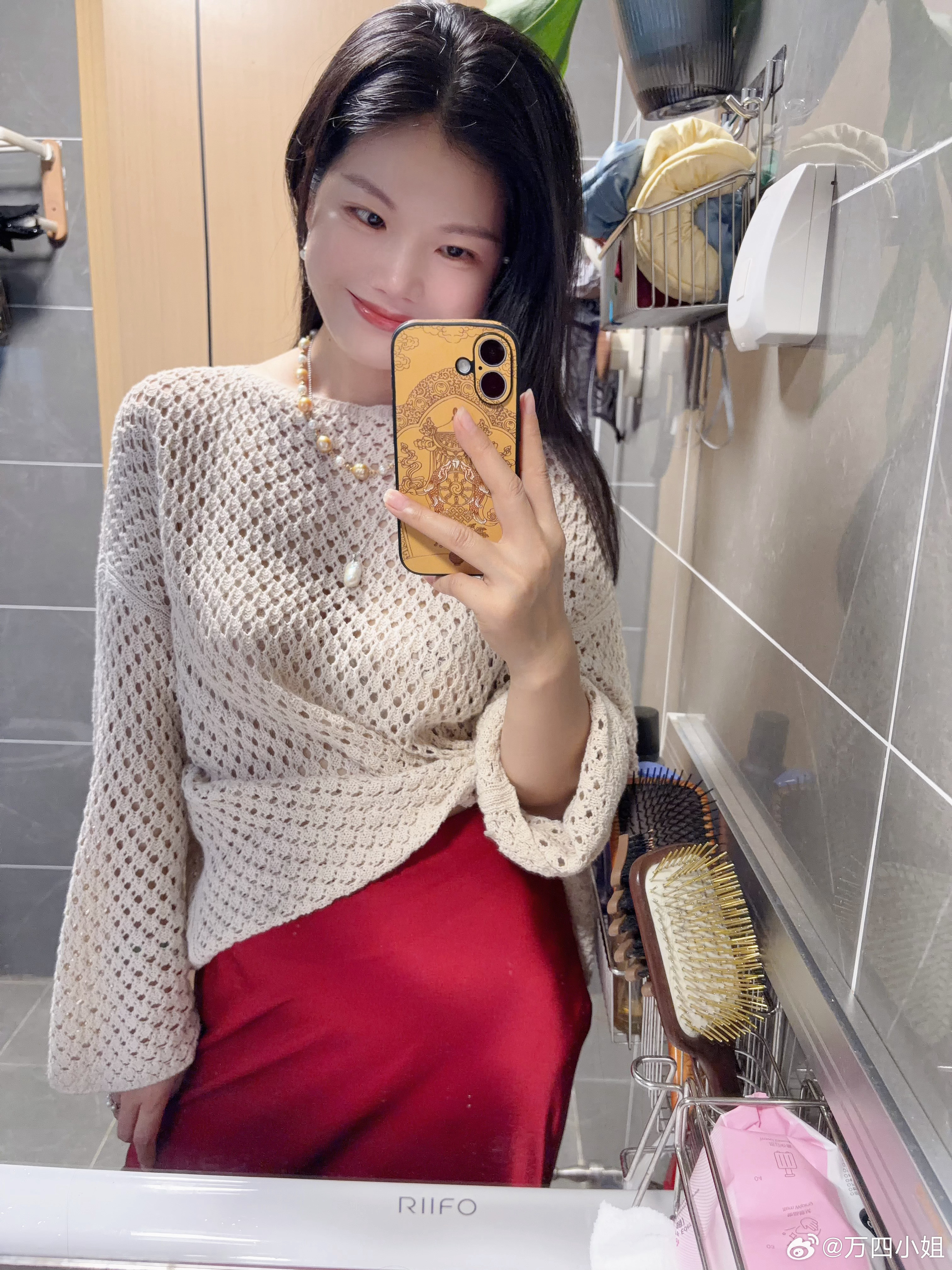 好久没有穿红裙子啦​​​