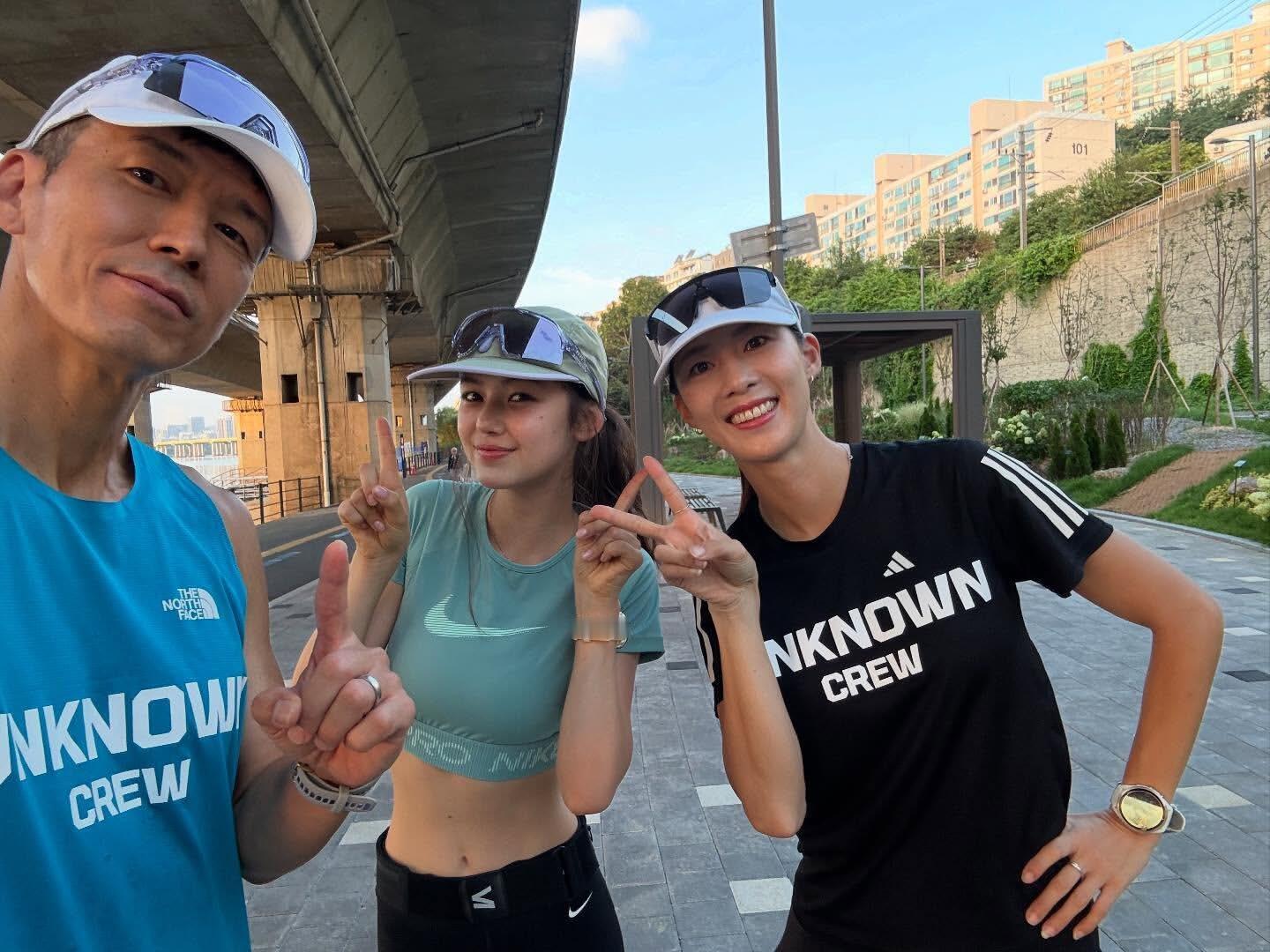 Danielle又去跑步了……女神真要参赛10km了…​​​