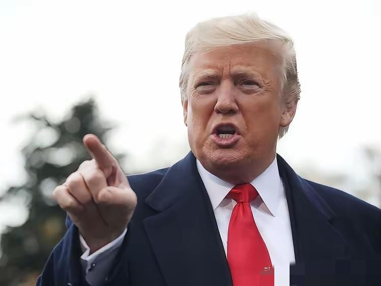 特朗普突袭中国商船，很多人以为这是北京吃了个哑巴亏。错了！真相是老特亲手送来了一