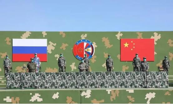 中国重装几十年没出门，第一站为啥选在俄罗斯靶场？ 新中国几十年，重装备从没这
