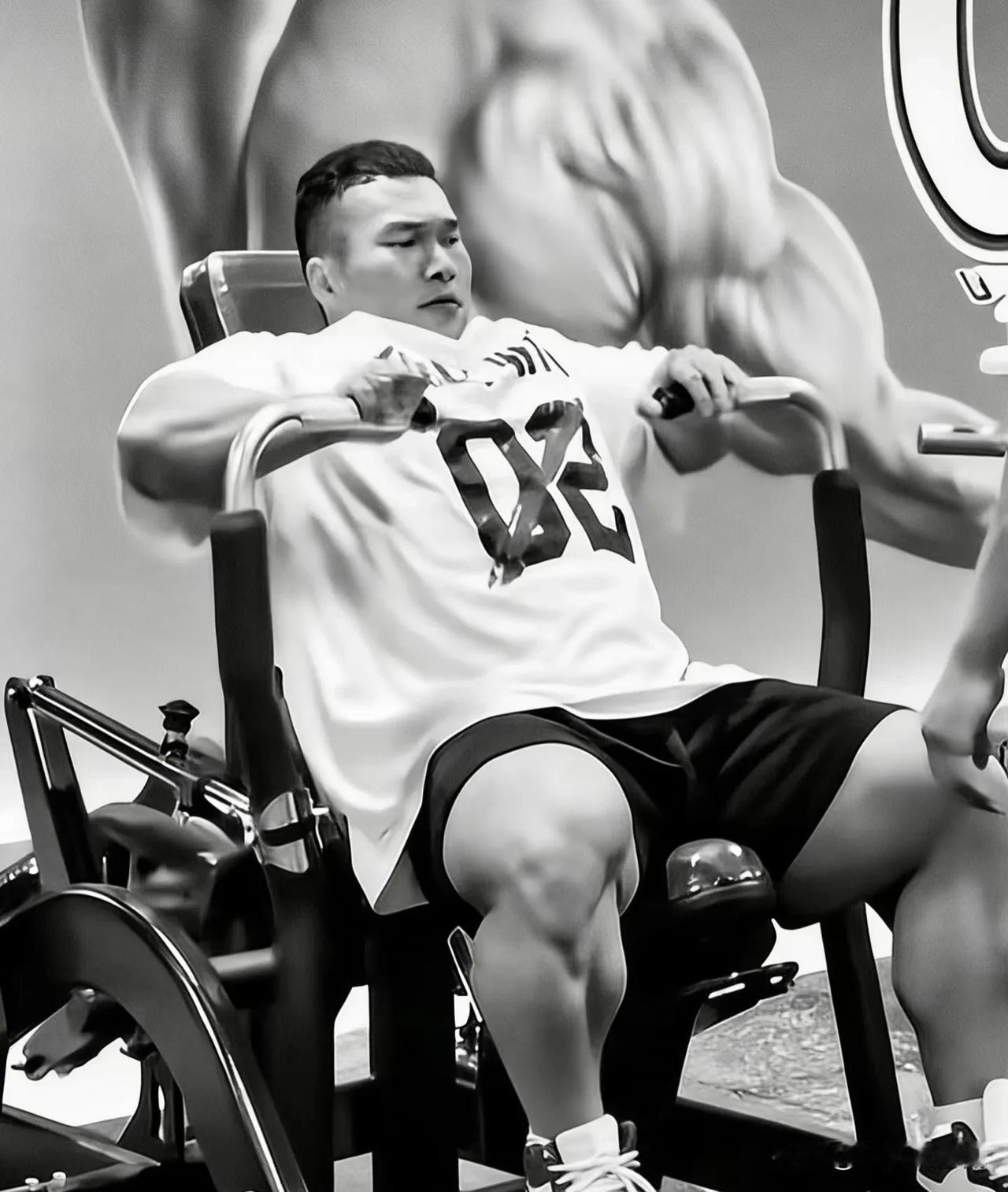 看了健美运动员王昆去世的消息，心里挺不是滋味的，惋惜之余，我默默做了几个决定：