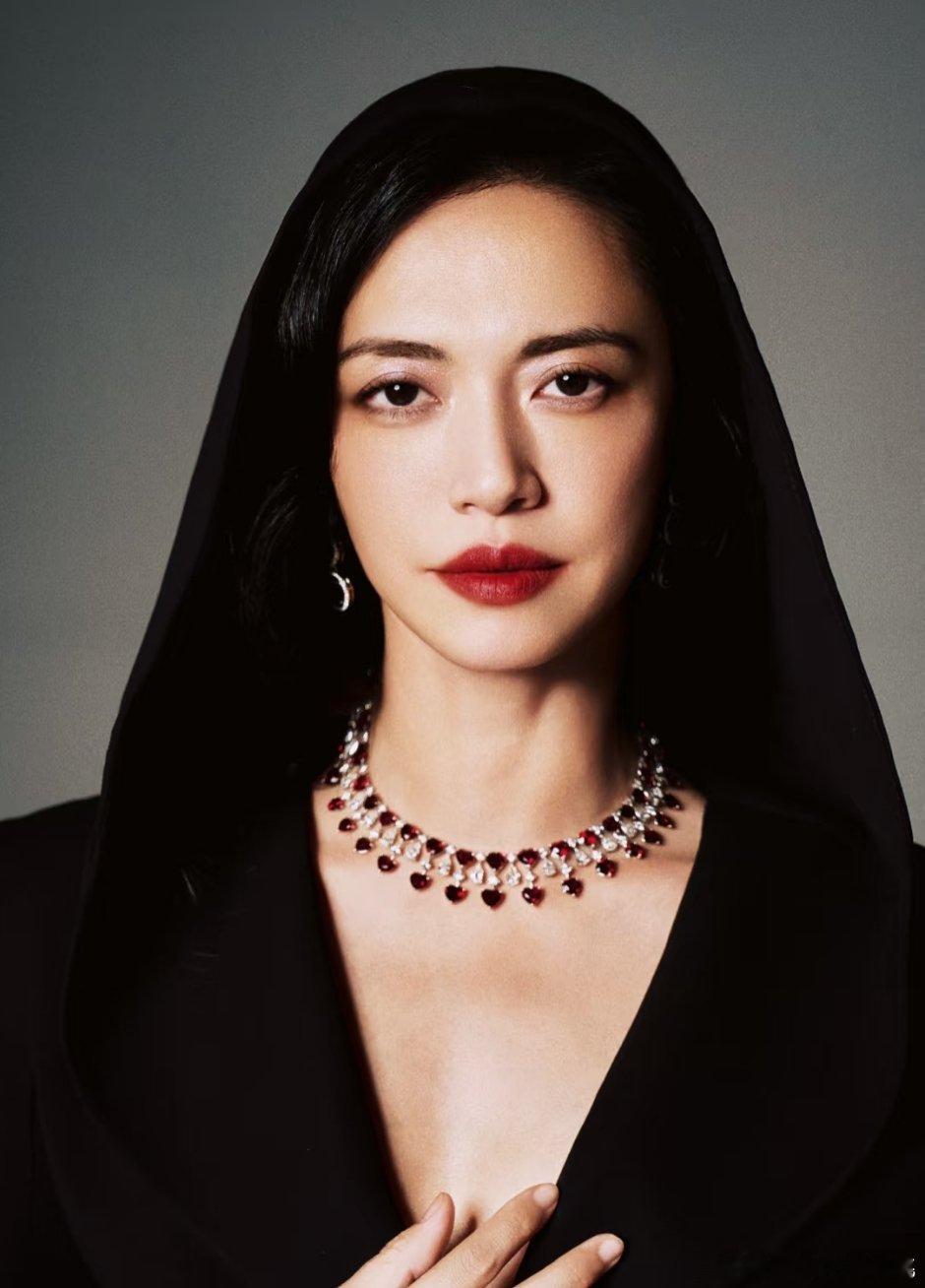 W盛典上的珠宝系列——萧邦文淇｜Chopard萧邦HighJewelry与P