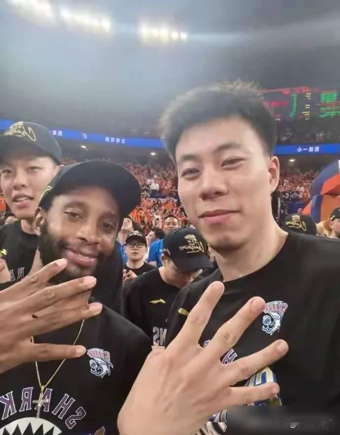 CBA近五年来，夺冠概率最高的六位球员。几乎全部来自一支球队。1、张镇麟（上海