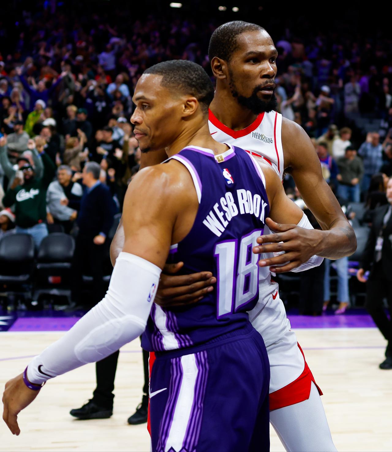 火箭非常离谱的“3连败”：——火箭102-103开拓者（西9）——火箭105