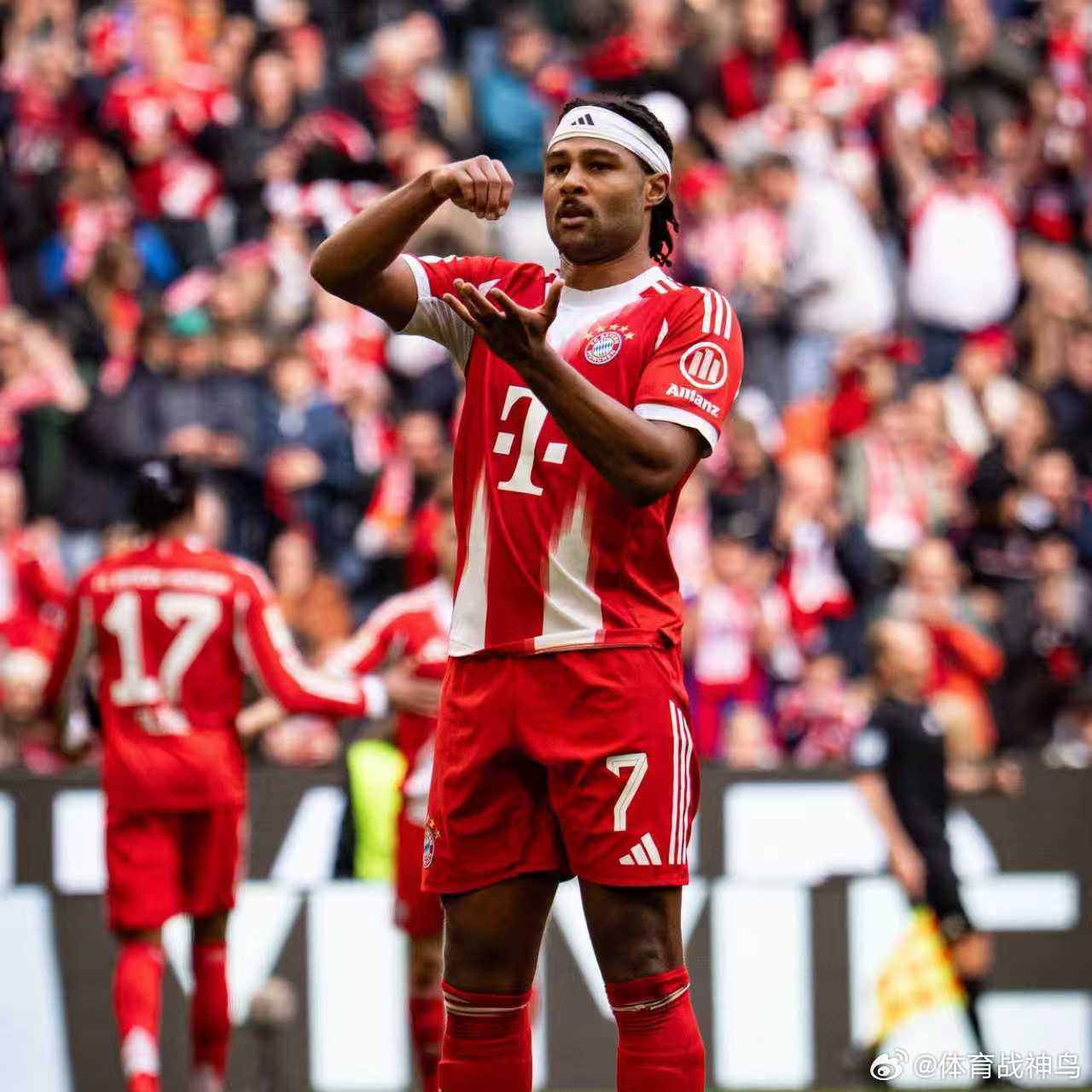 拜仁本赛季塞尔吉·格纳布里效力拜仁慕尼黑期间的数据：•出场34次•打入10