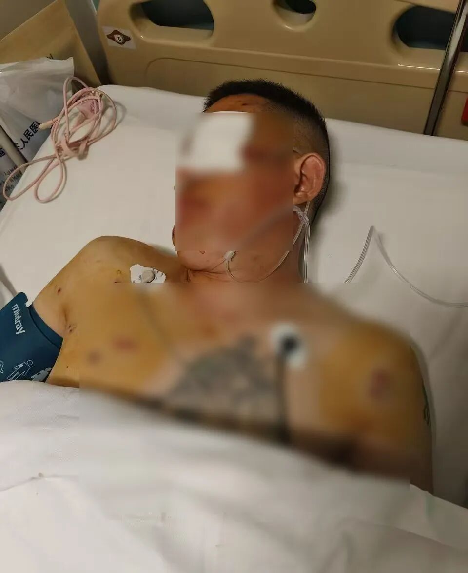 歹徒自制4把枪, 银行门口踩点抢劫