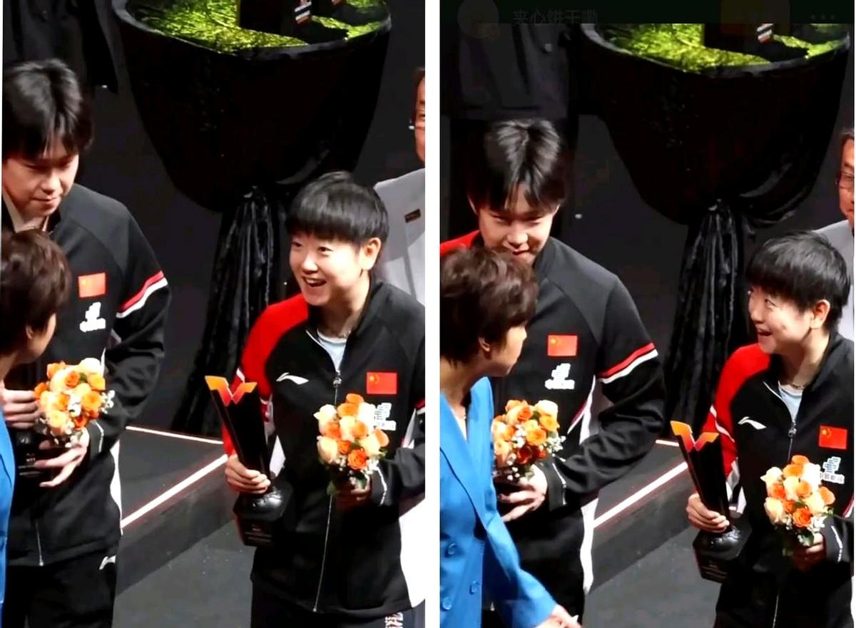 莎莎脚都伤了，输了球还乐成这样？！领奖台上，看见颁奖嘉宾是张怡宁，孙颖莎那小