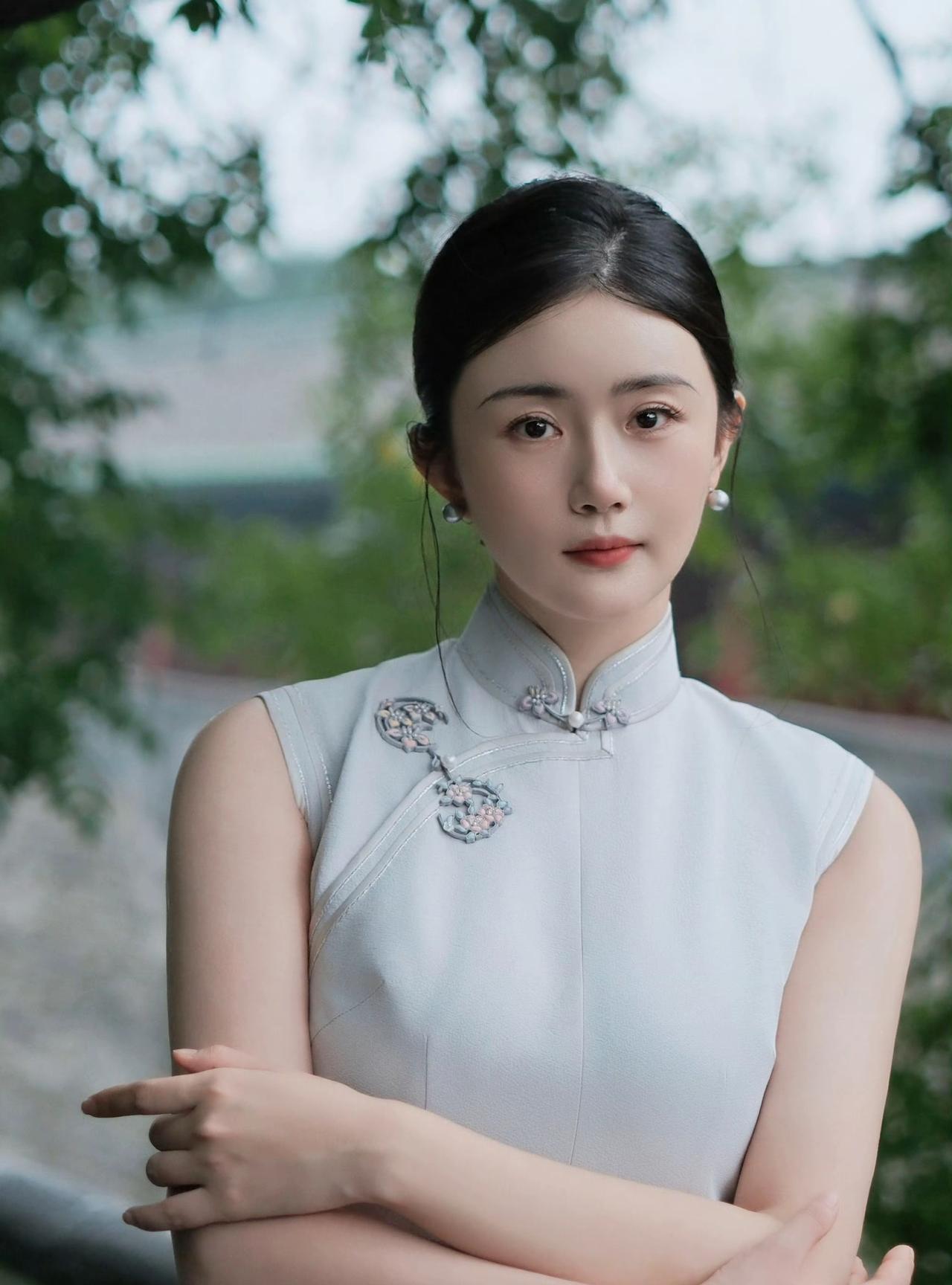 优雅旗袍，古典韵味，气质女神