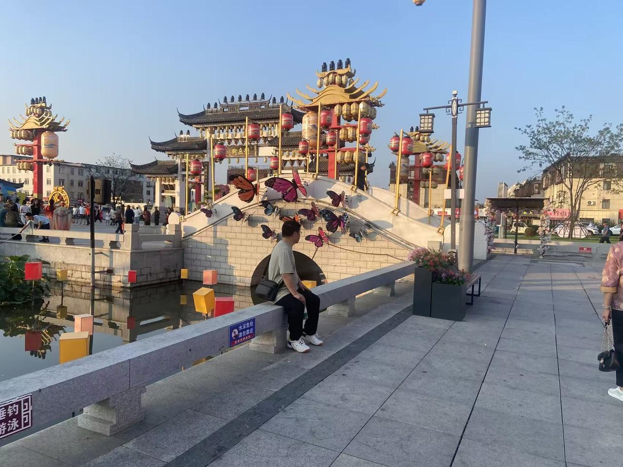 前天我家发生一件事情，至今还记忆犹新，现在有些后悔，当初我下手再狠点就好了。