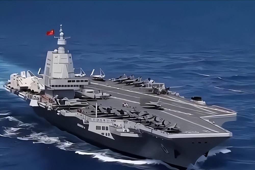 美媒卫星拍到大连船厂320米新舰体，嘴上炒作“威胁论”其实慌的是自家船厂20