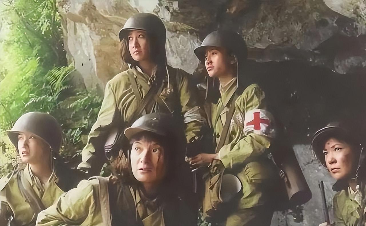 抗美援朝时，5名中国女战士被美军包围后主动投降，此后下落不明，大家都以为她们早已