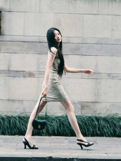 孙千腿长震惊韩网孙千是真的好漂亮啊​​​