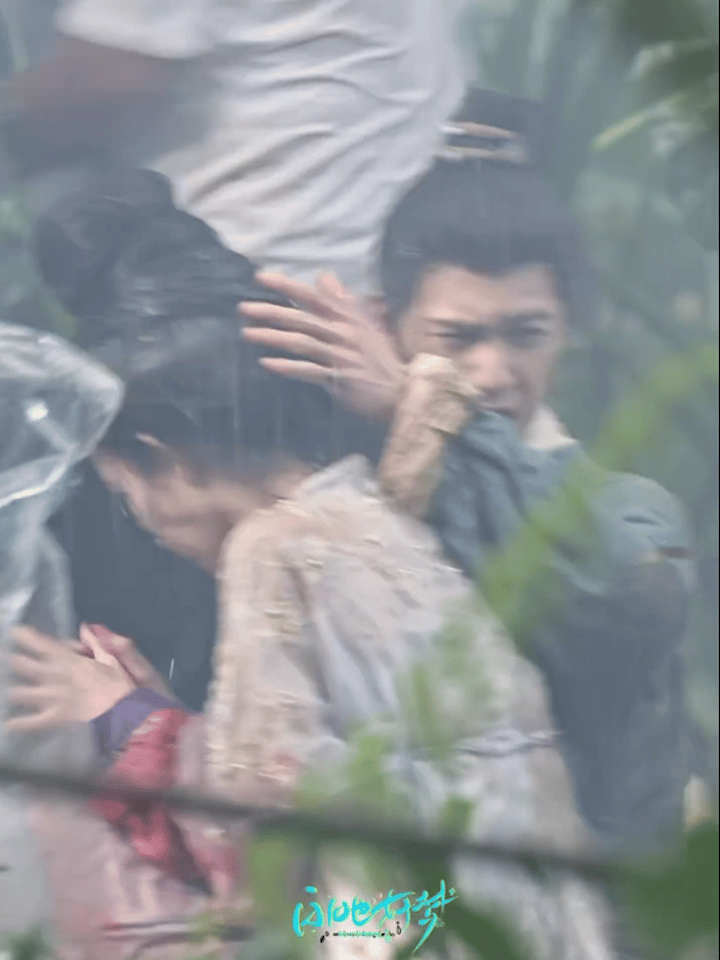 感觉内娱最幸福的cp粉就是李昀锐和孟子义的cp粉[微笑]​​​