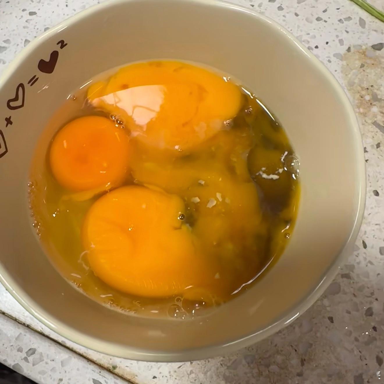 盒马承认生产草莓蛋糕出问题我之前也遇到过去盒马买的鸡蛋里面全是坏的，感觉去退很麻