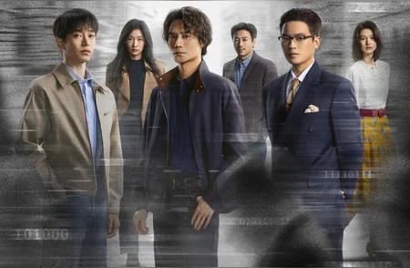 同样是谍战题材，这部剧跳出民国老套路，刚开播就引发巨大争议。《交锋》是国家安全
