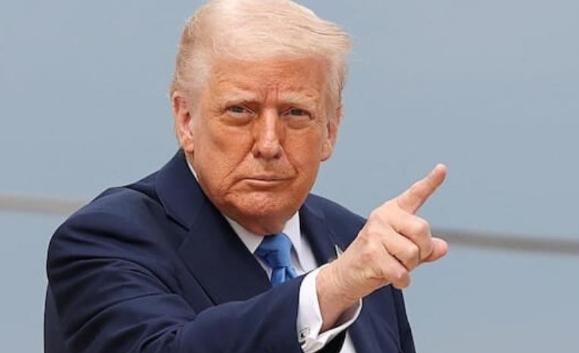 就在刚刚，美国对中国下黑手，要做出一个重大决定。 美国联邦传播委员会（FCC