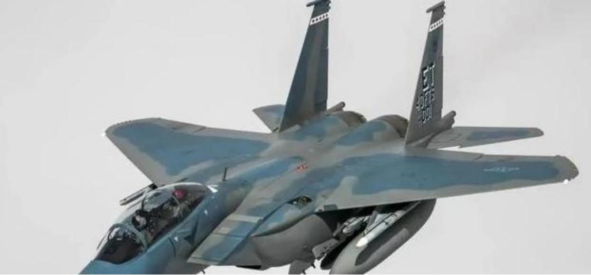 战争一旦爆发，中国3000架飞机根本上不了场？ 西方媒体又在拿中国空军说事儿