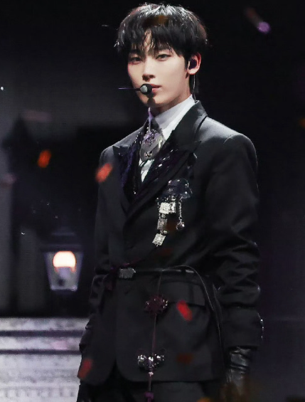 恭喜宝宝得偿所愿一直以来都做得特别棒的金善禹以后只流幸福的泪水吧