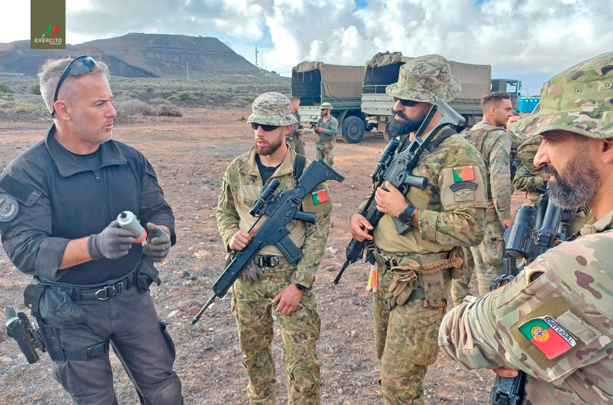 葡萄牙与西班牙在第十六加那利旅演习场进行联合训练