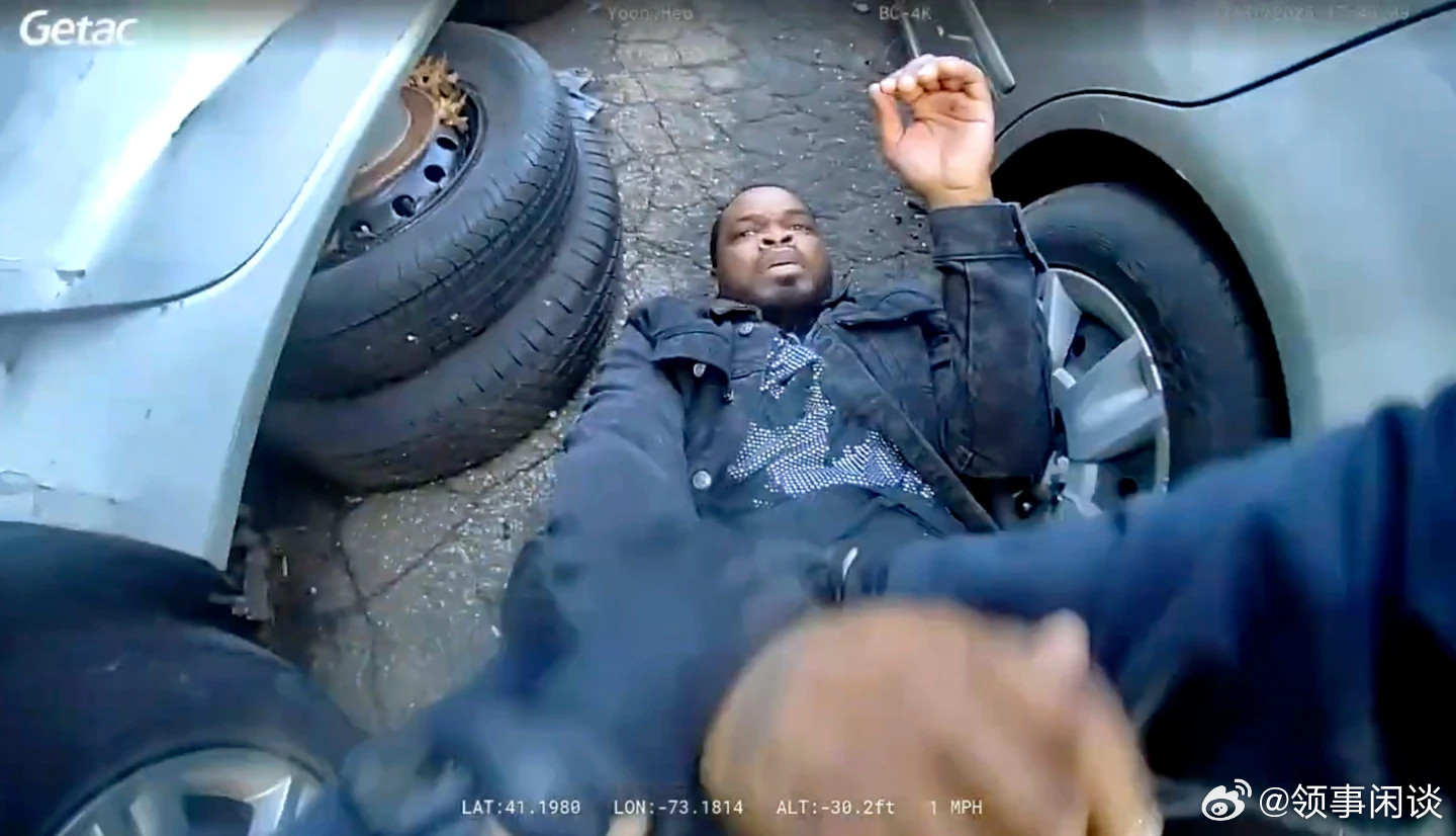 【先救“焦虑症”发作警察，导致被警察枪击者死亡】[斩杀线......]（美联社）