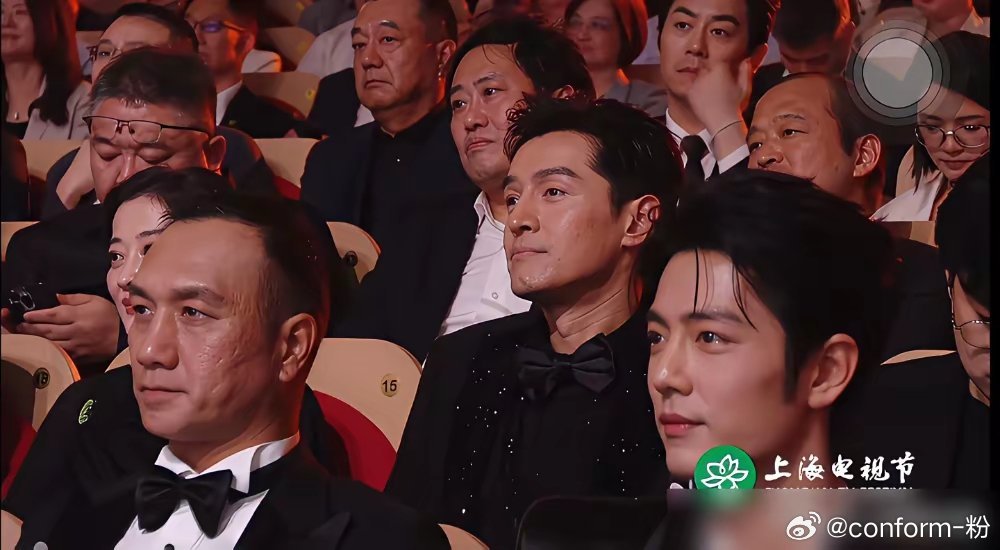 杨紫拿个白玉兰，怎么半个娱乐圈都来贺喜了？连孔笙导演都亲自下场背书。很多人不知道