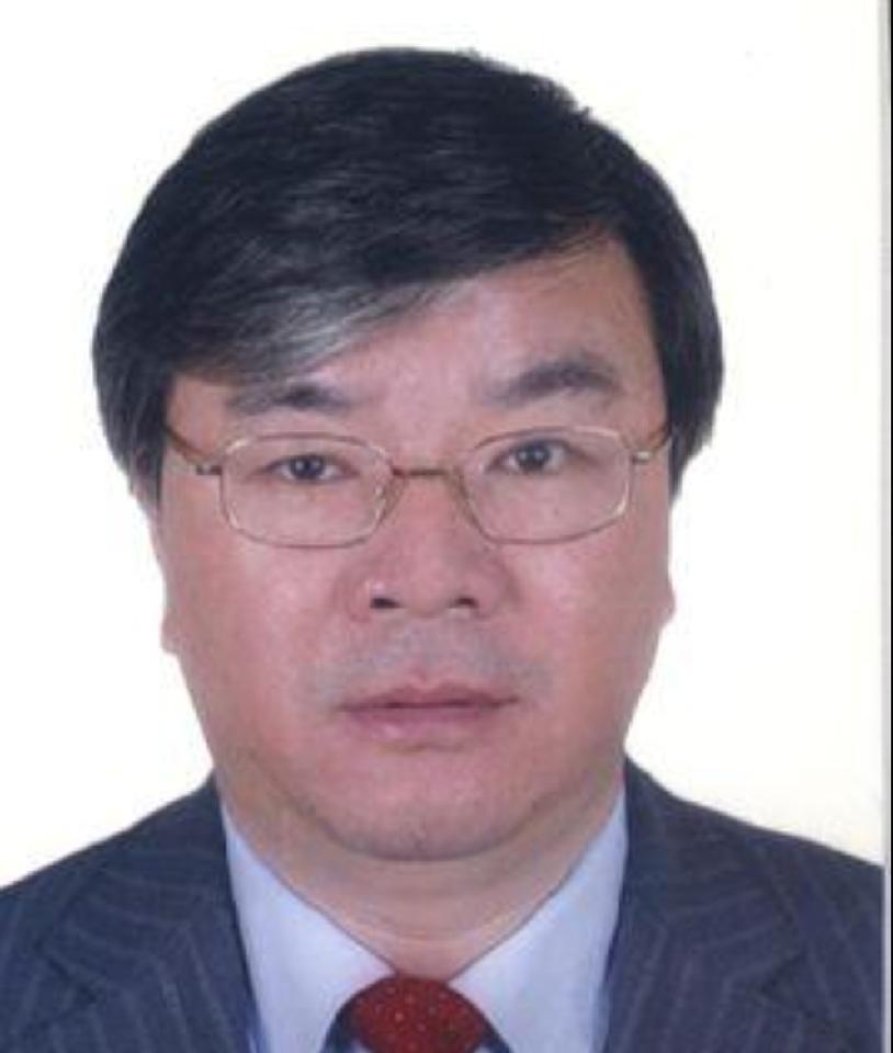 浙大开学礼甩白发教授韩高荣。几年前工作照、个人标准照，一直都是这个飘逸“黄毛”
