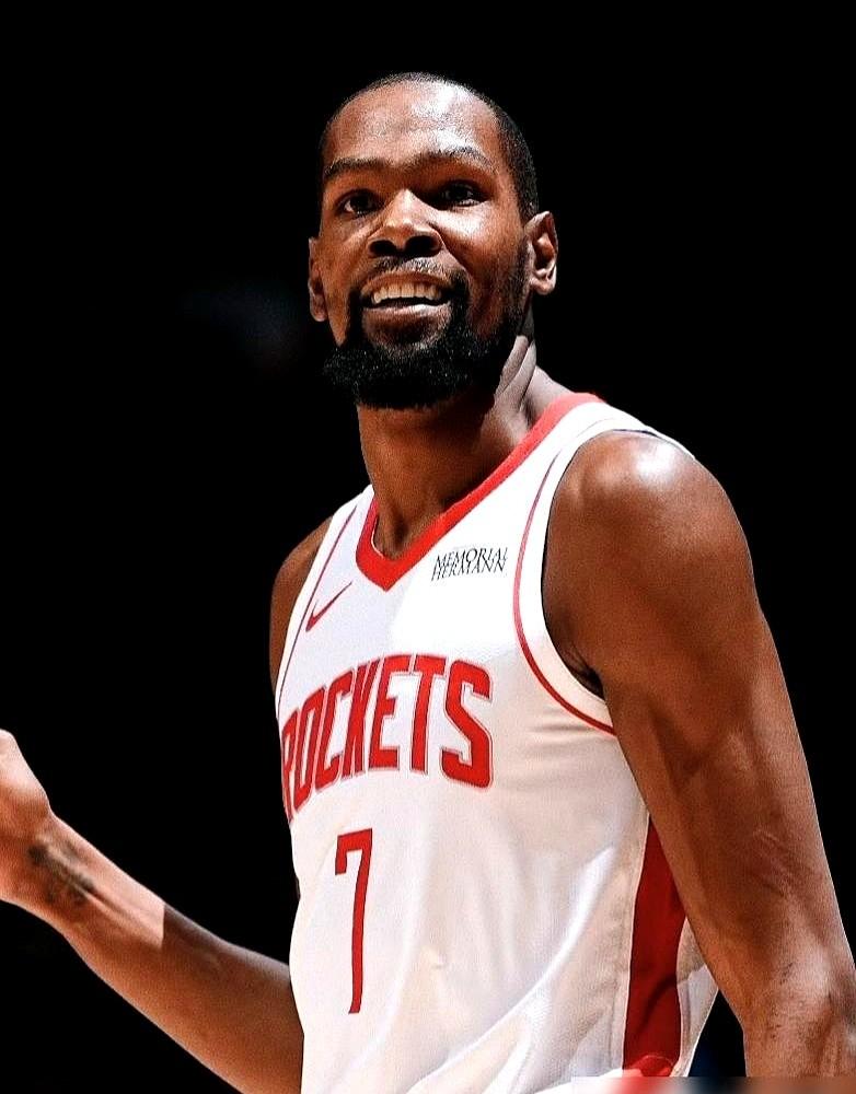 这数据简直了，41岁的人，14投13中！火箭队要是季后赛首轮碰上勒布朗·詹姆