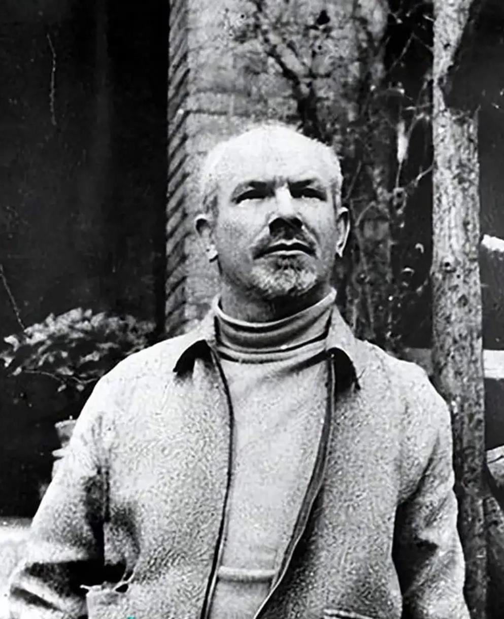 我一直以为白求恩就是个好人，课本里那种，脸谱化的好人。直到今天，我才知道，这根