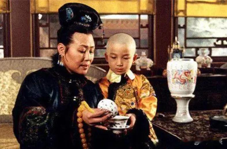 孝庄临终前留下一遗言，康熙到死都未破，38年后被雍正轻松破解 孝庄临终攥着康