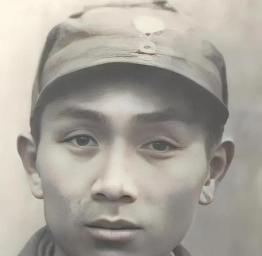 “徐裴章对革命有功，枪下留人！”1951年，地主徐裴章被判死刑，行刑时，他已经绝