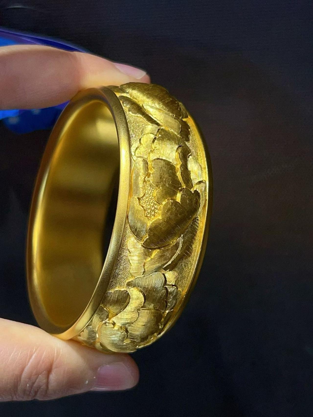 2月2号，黄金白银价格大幅下跌，很多人觉得这是价值崩塌的体现，其实大多数人都误解