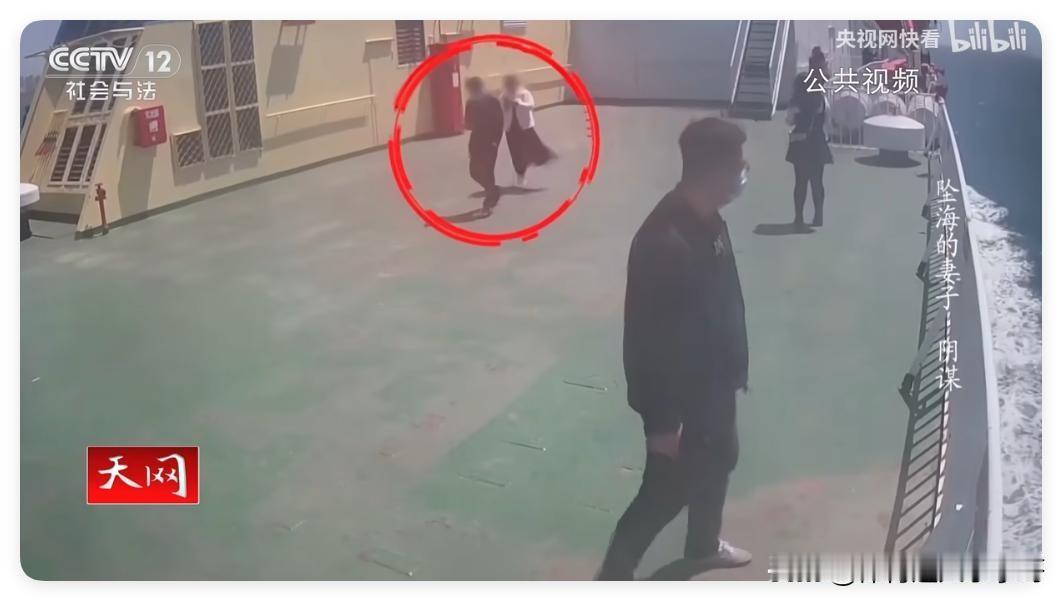 夫妻本是同林鸟，遇见大难各自飞，本来夫妻双方都希望可以一起白头偕老，相濡以沫，都