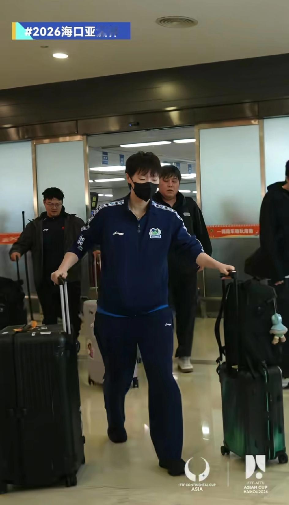 国乒亮相海南，不知道国乒们的伤病恢复的怎么样了？孙颖莎左脚踝韧带损伤加足底